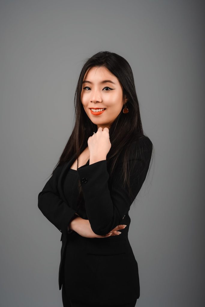 Vivienne Khor